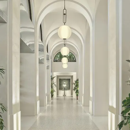 The Edition Hotel 5*