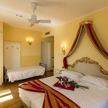 Hotel Britannia Excelsior 3*
