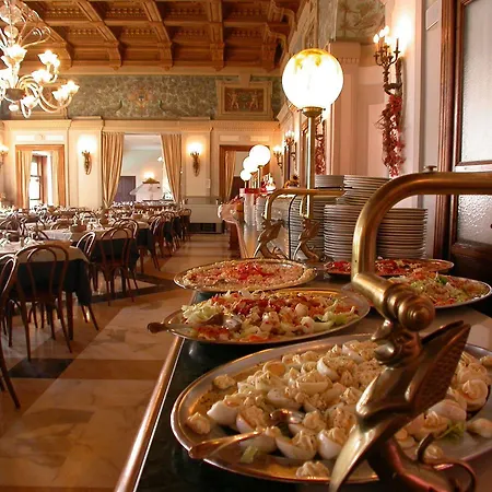 Hotel Britannia Excelsior 3*
