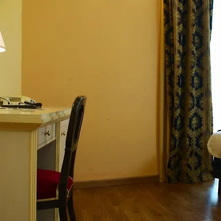 Britannia Excelsior 3*