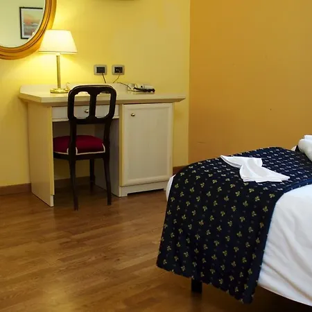 Britannia Excelsior Hotell 3*
